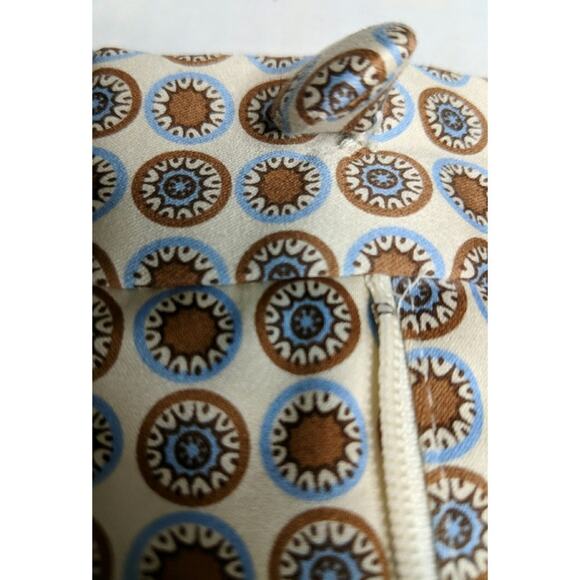 J Crew Mahali Dot Jubilee Short - Size 2 - EUC - Picture 4 of 7